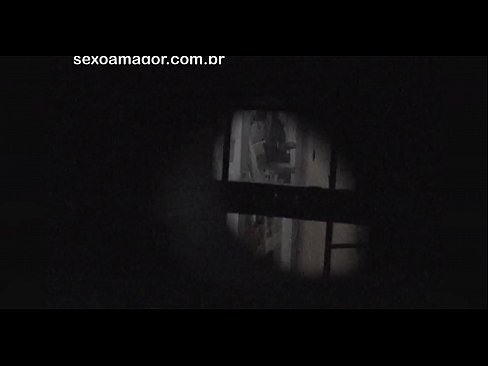 ❤️ 블론디는 중공 벽돌 뒤에 숨겨진 이웃 뱃사공에 의해 비밀리에 비디오에 녹화됩니다. ❌ 포르노 ko.dreamlandpassionfever.ru에서